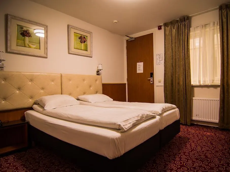 Amsterdam Downtown Hotel