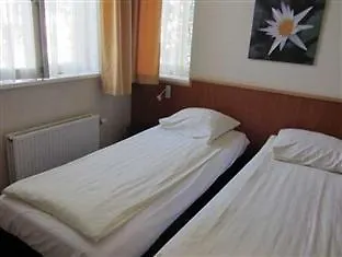 Amsterdam Downtown Hotel