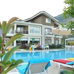 Otel Naz