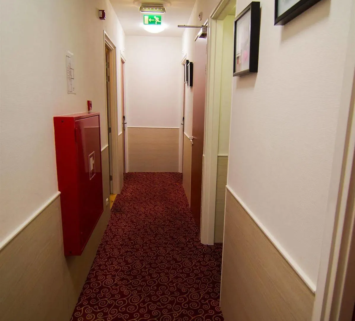 Amsterdam Downtown Hotel